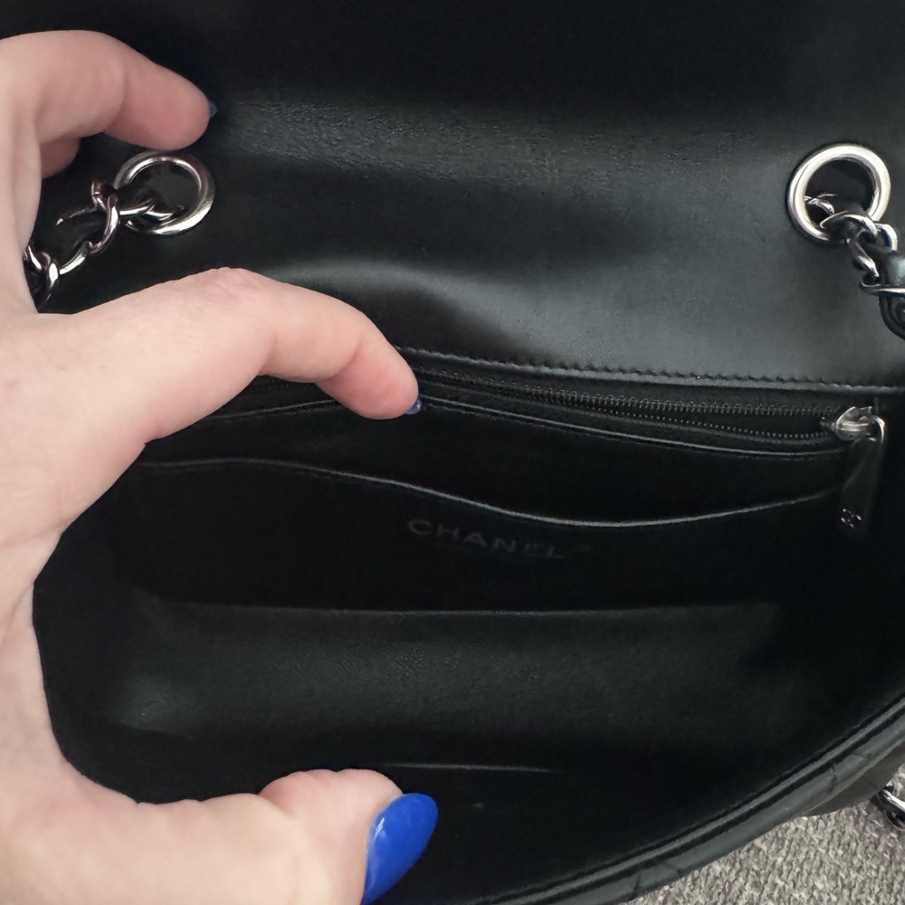 CHANEL Black Quilted Valentine editionLambskin Shoulder Bag with Silver Hardware - Picture 9 of 13